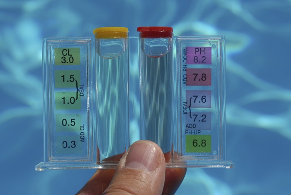 hóa chất xử lý nước hồ bơi hiệu quả